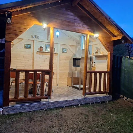 Rustica Georgeta Lodge *